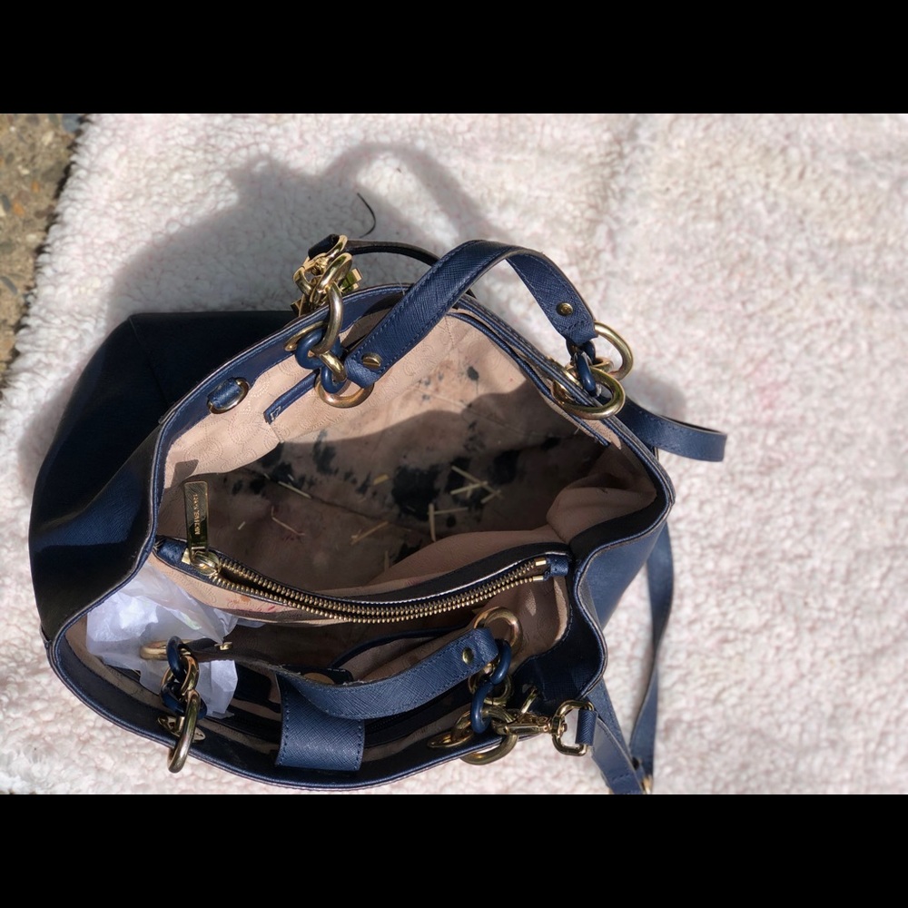 Micheal Kors handbag ! Authentic!!!!!!!!! - Picture 7 of 7